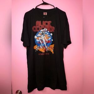 Alixe Cooper Vintage T Shirt